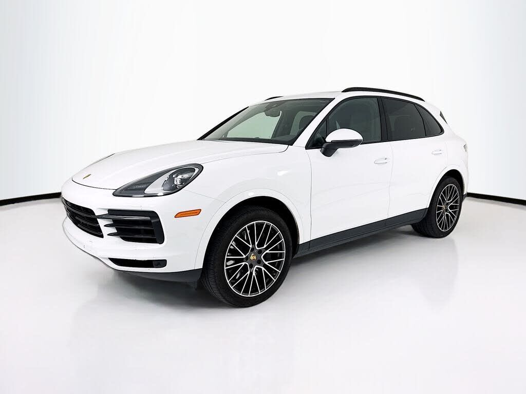 2023 PORSCHE Cayenne