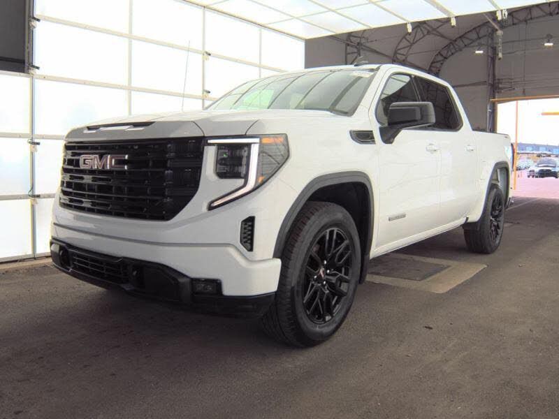 2024 GMC Sierra