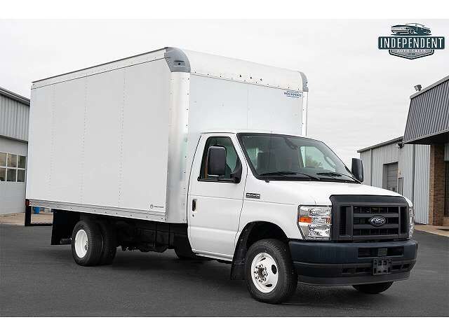 2022 FORD E-450
