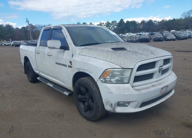 2011 DODGE Ram