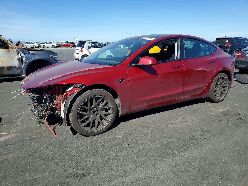 2024 TESLA Model 3