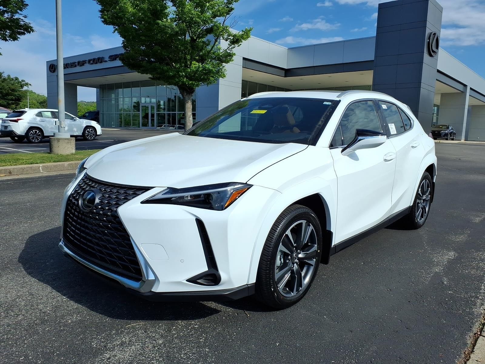 2026 LEXUS UX