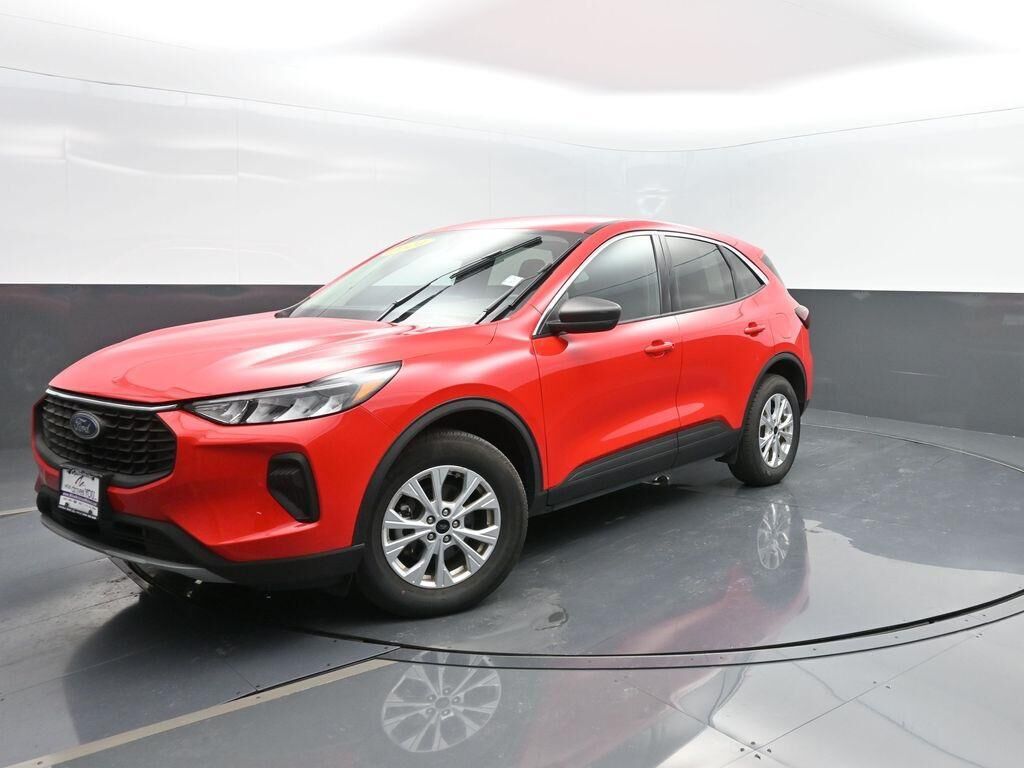 2024 FORD Escape