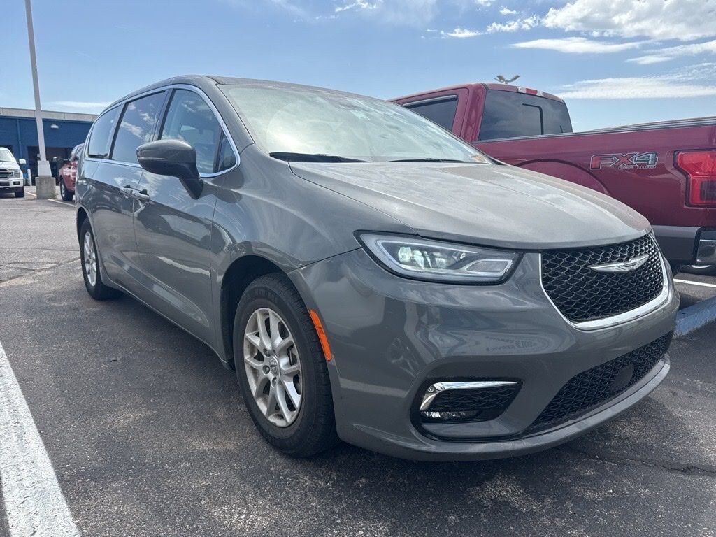 2023 CHRYSLER Pacifica
