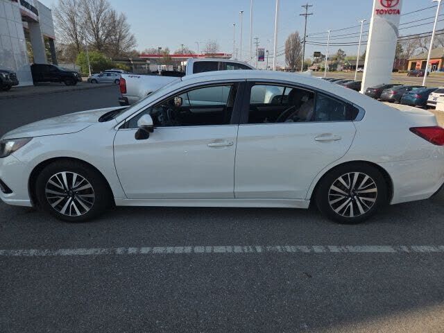 2018 SUBARU Legacy