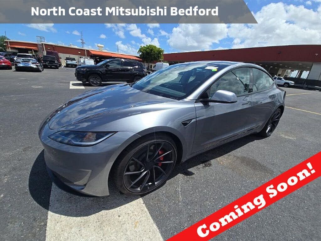 2024 TESLA Model 3