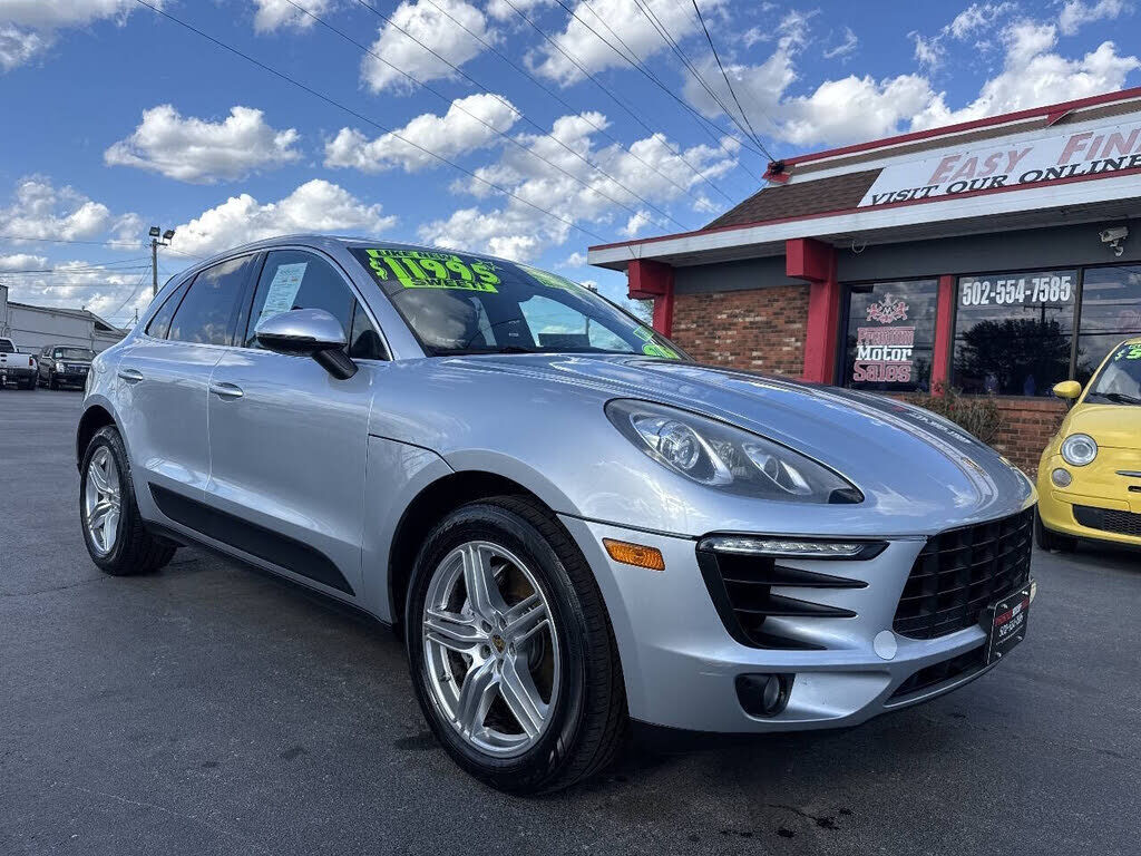 2015 PORSCHE Macan