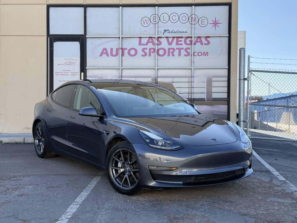 2021 TESLA Model 3