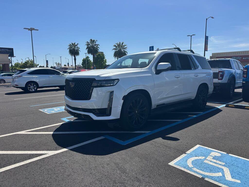 2021 CADILLAC Escalade
