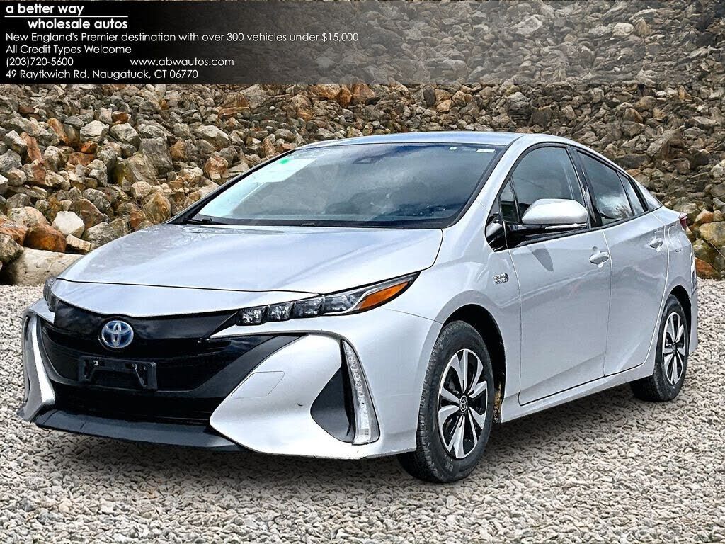 2017 TOYOTA Prius