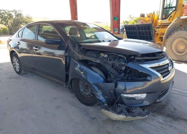2013 NISSAN Altima