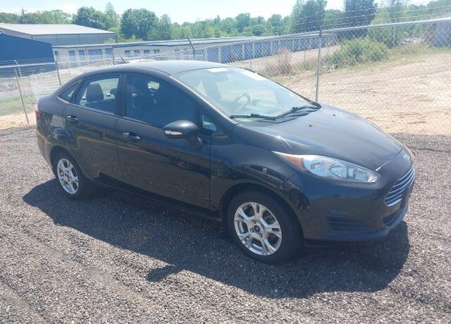 2015 FORD Fiesta
