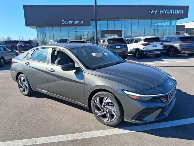 2025 HYUNDAI Elantra