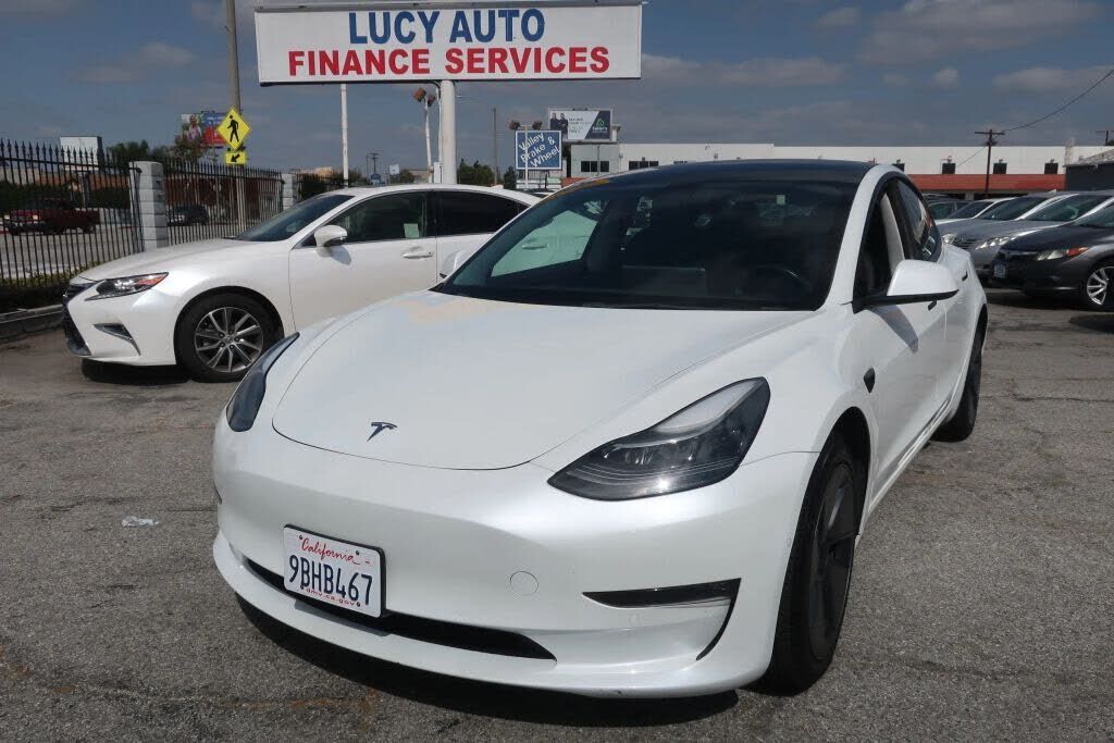 2022 TESLA Model 3