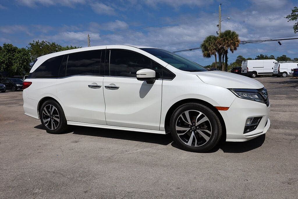 2020 HONDA Odyssey