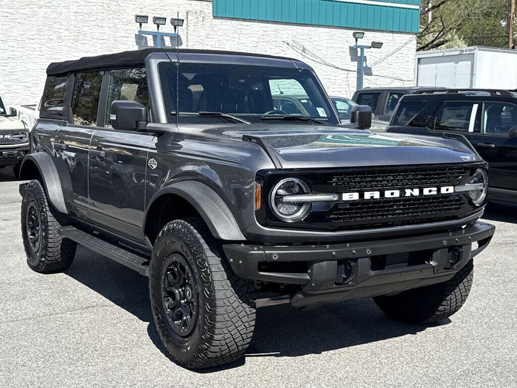 2022 FORD Bronco