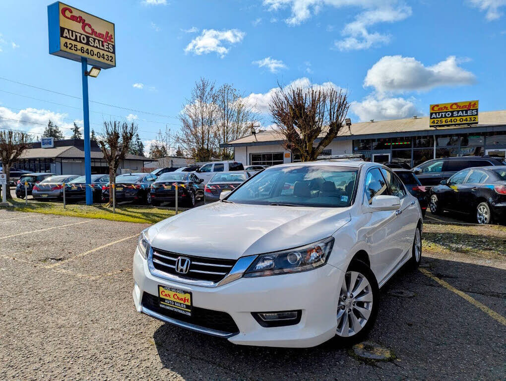 2013 HONDA Accord