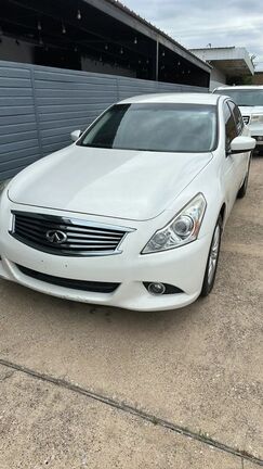 2015 INFINITI Q40