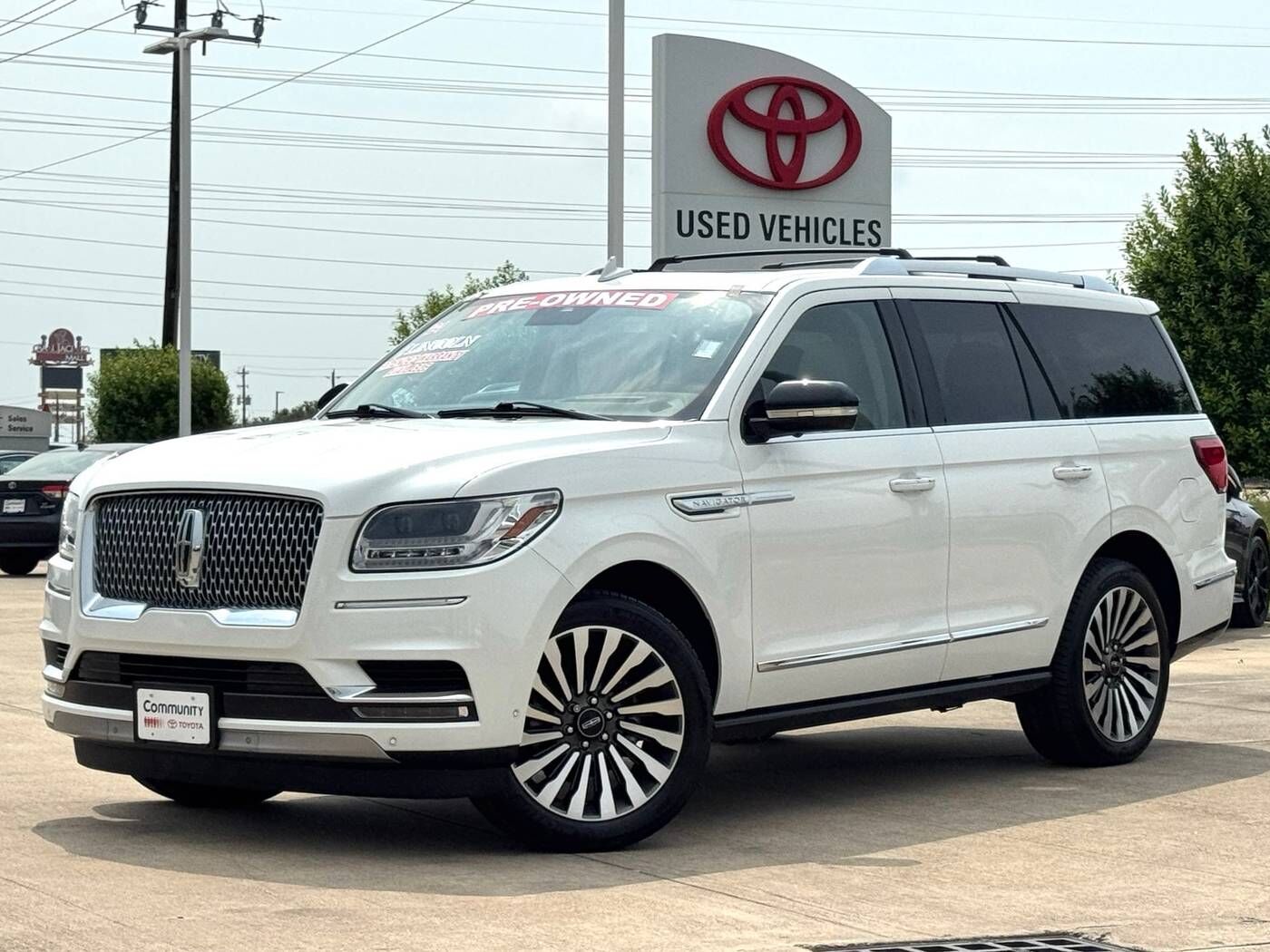 2021 LINCOLN Navigator