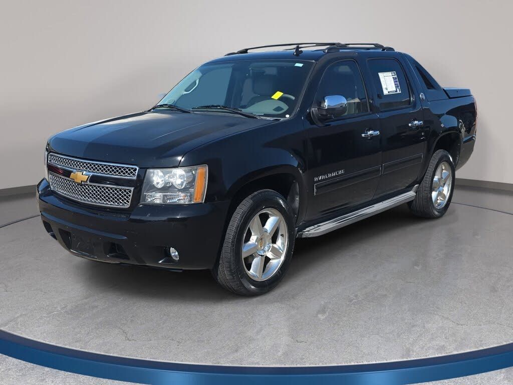 2013 CHEVROLET Avalanche