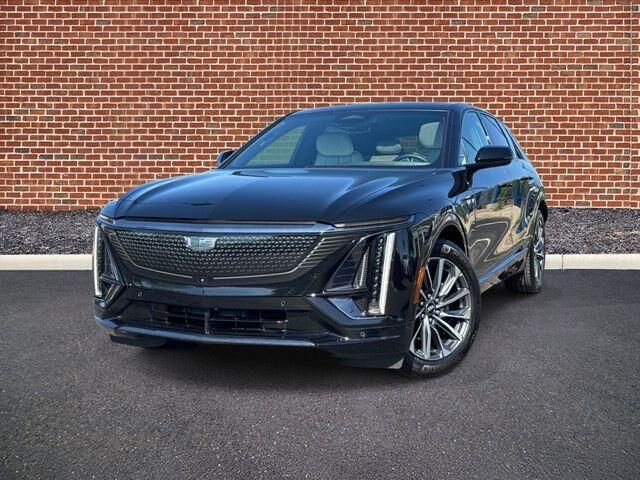 2024 CADILLAC Lyriq