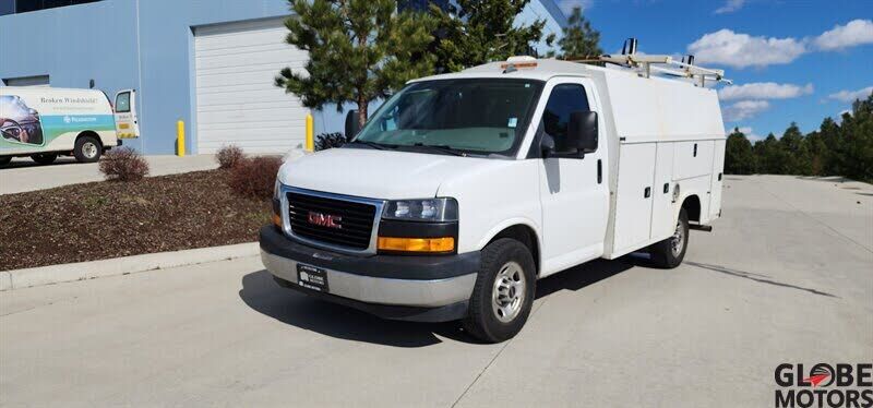 2021 GMC Cutaway Chassis