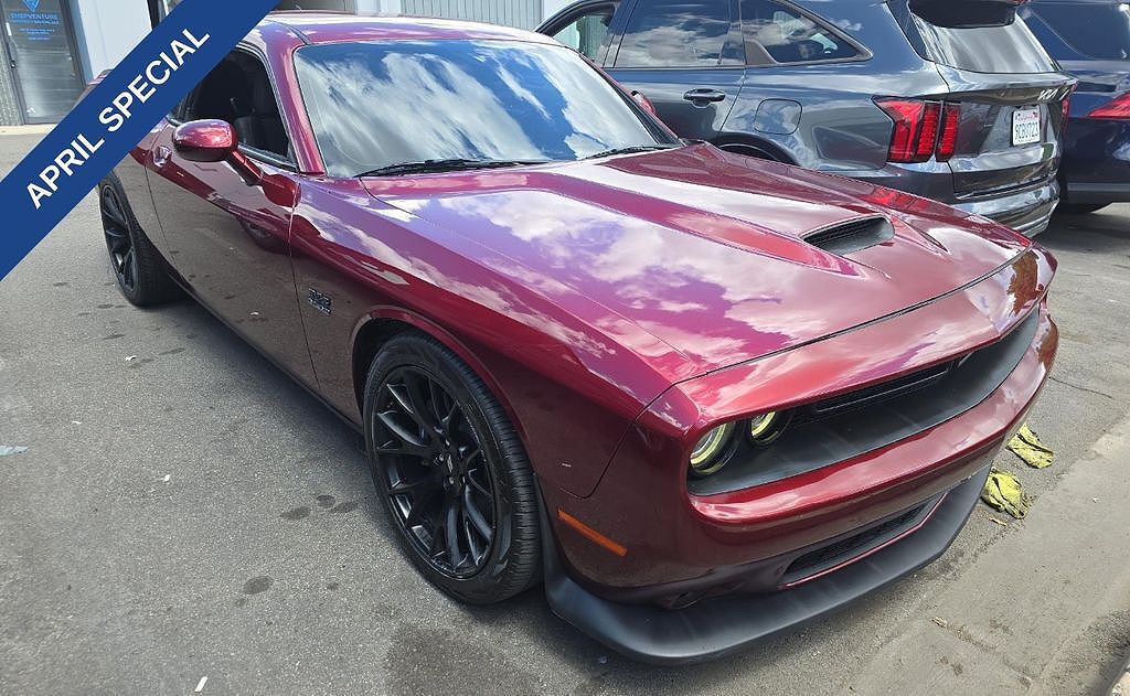 2019 DODGE Challenger