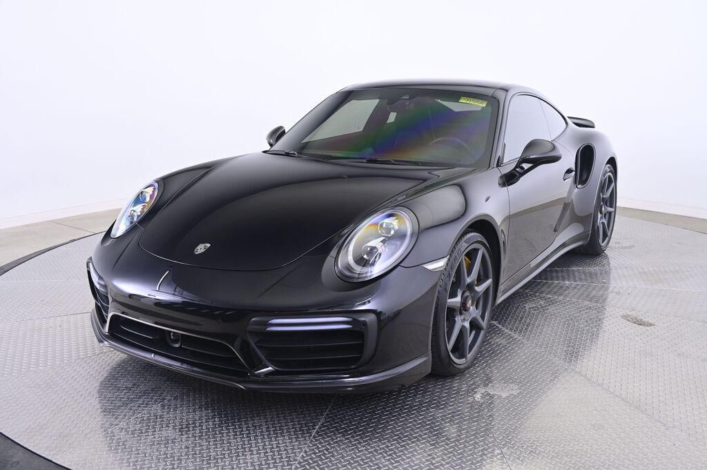 2019 PORSCHE 911