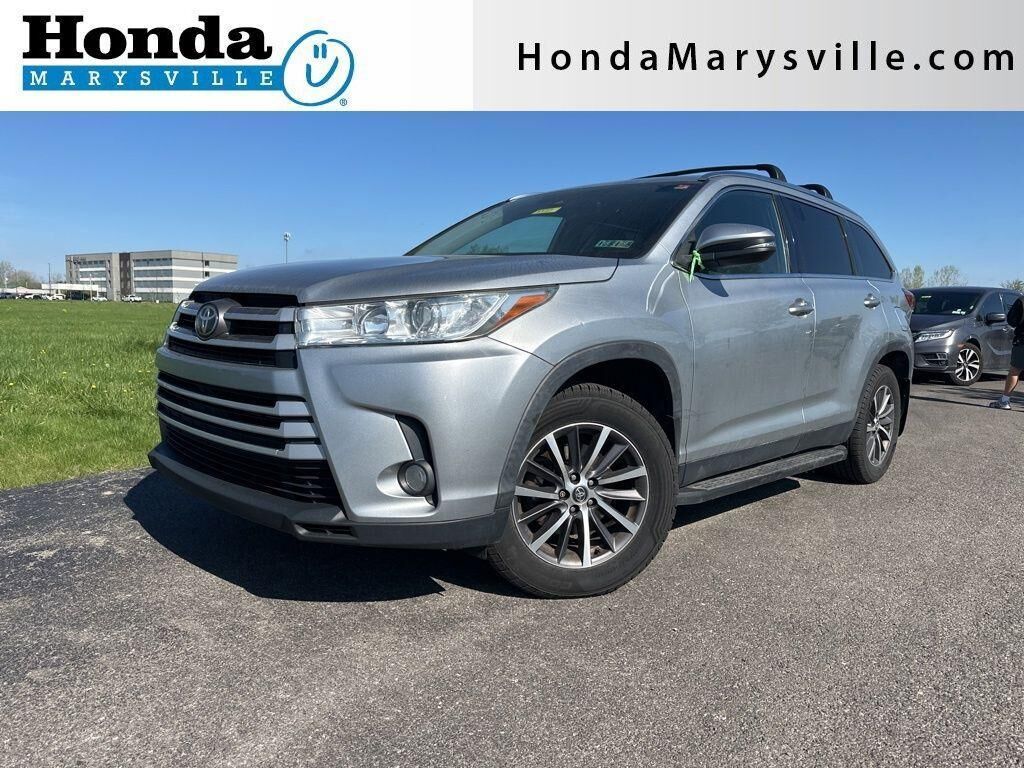 2019 TOYOTA Highlander