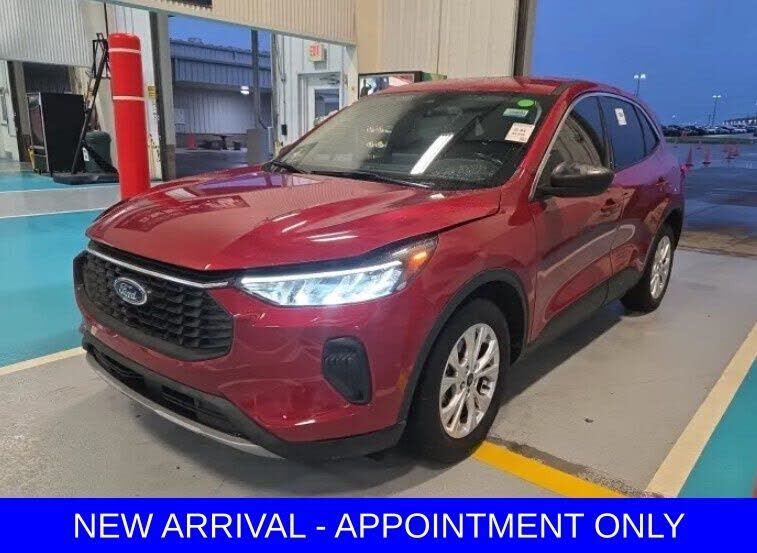 2023 FORD Escape