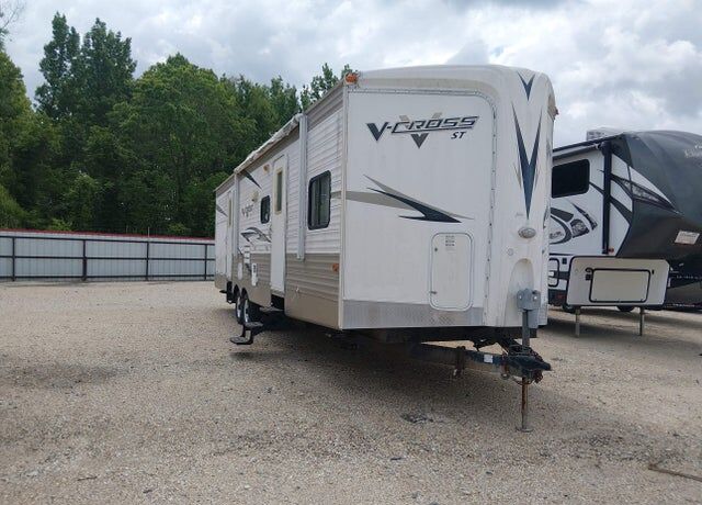 2011 FOREST RIVER V-Cross