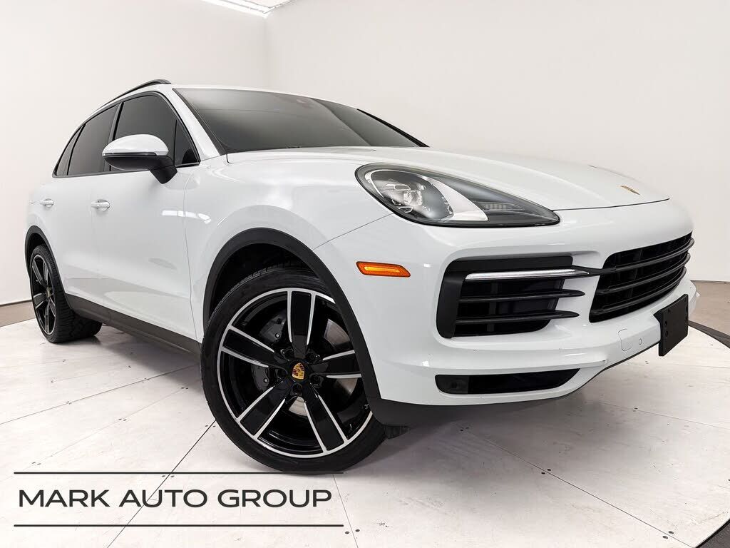 2019 PORSCHE Cayenne
