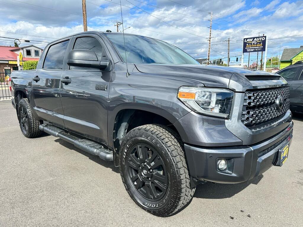 2018 TOYOTA Tundra