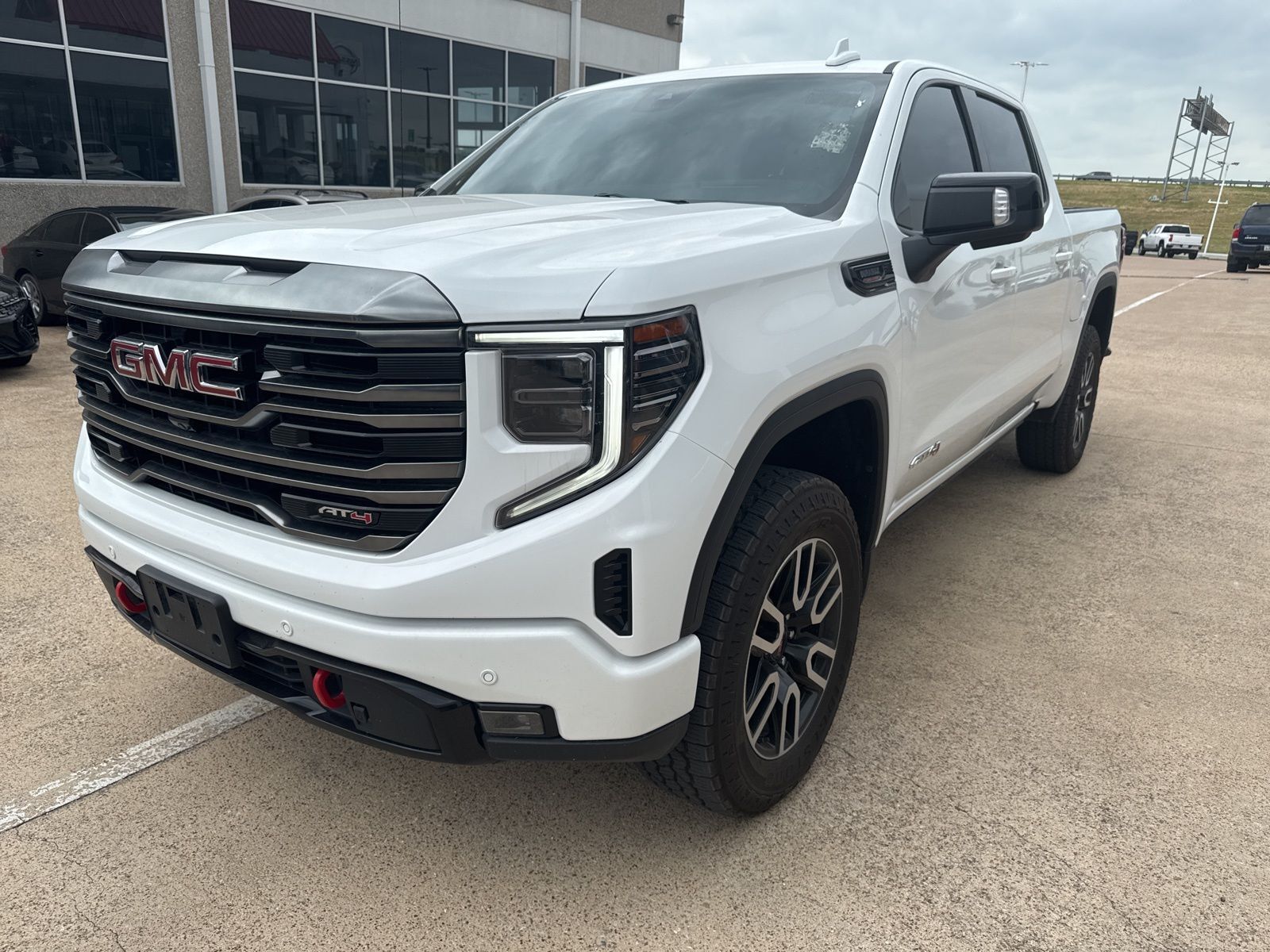 2024 GMC Sierra