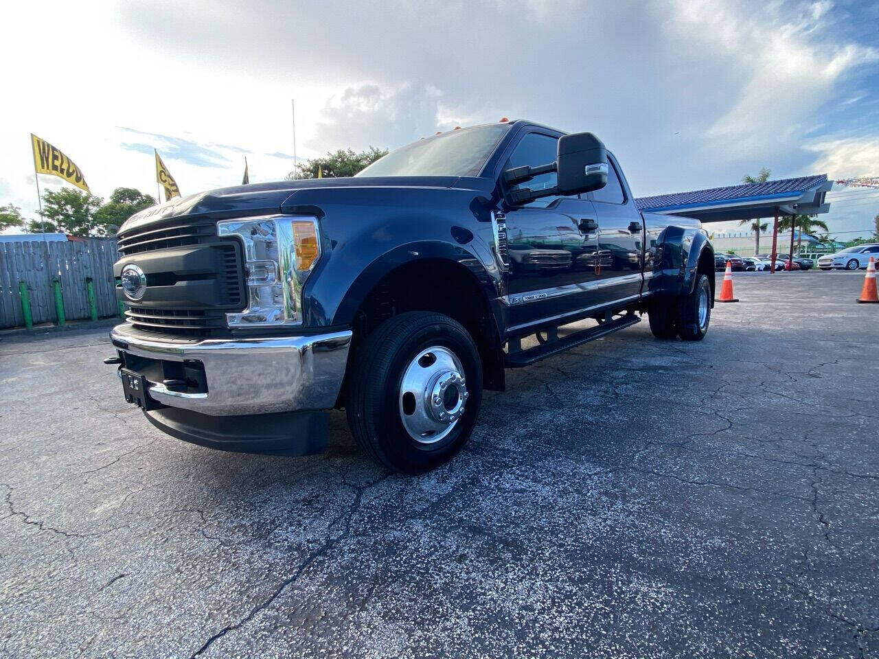 2017 FORD F-350