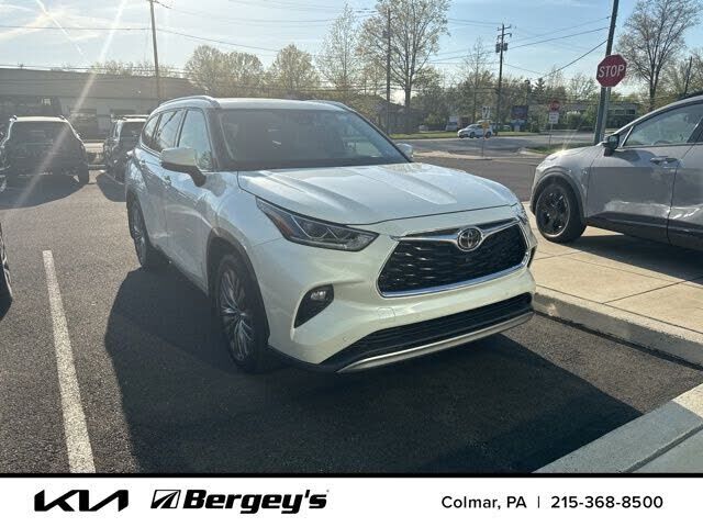 2020 TOYOTA Highlander