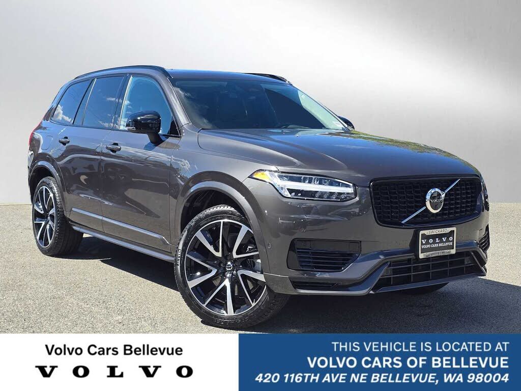 2023 VOLVO XC90
