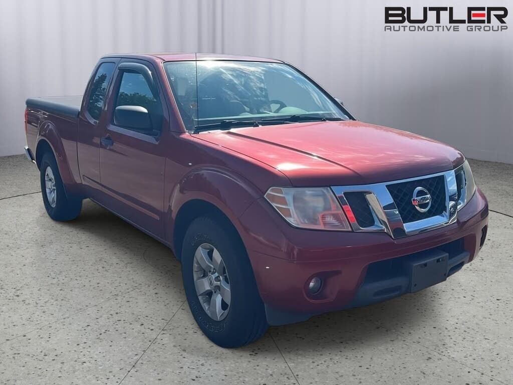 2012 NISSAN Frontier