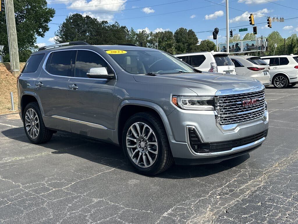 2023 GMC Acadia