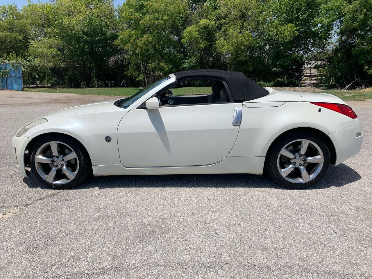 2006 NISSAN 350Z
