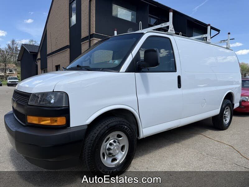 2021 CHEVROLET Express