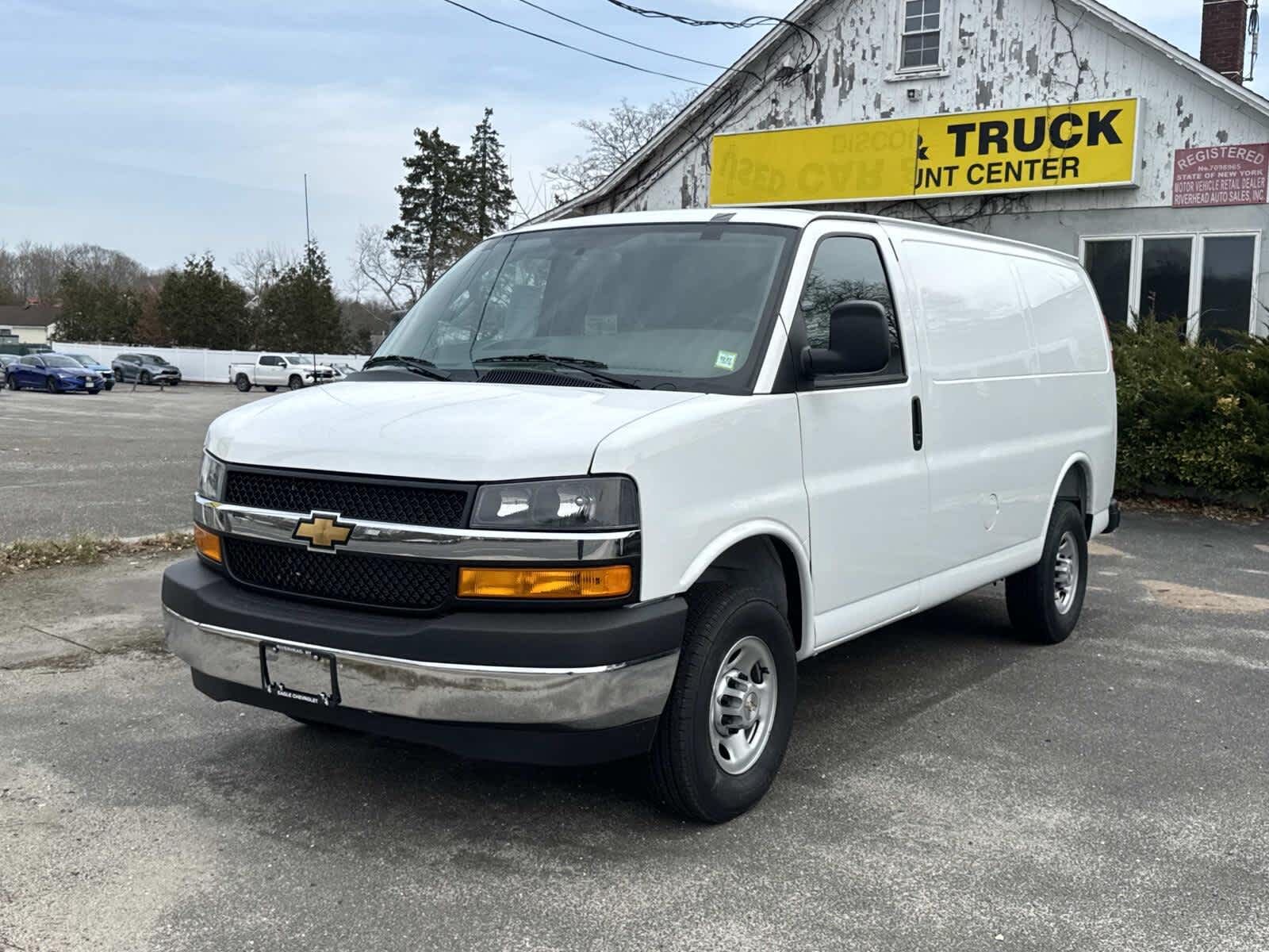2026 CHEVROLET Express