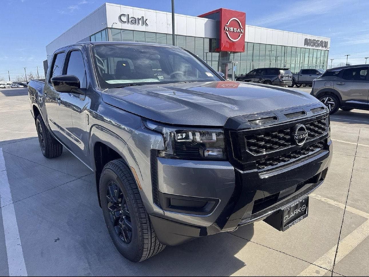 2026 NISSAN Frontier