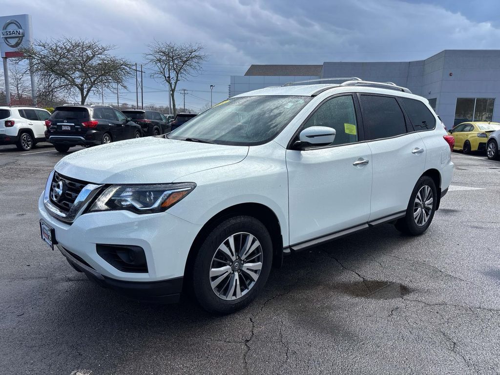2020 NISSAN Pathfinder