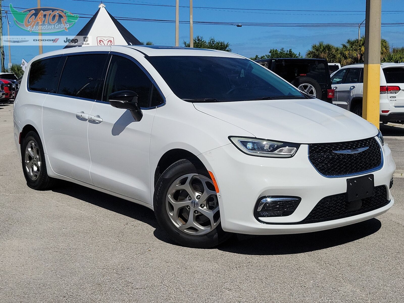 2024 CHRYSLER Pacifica