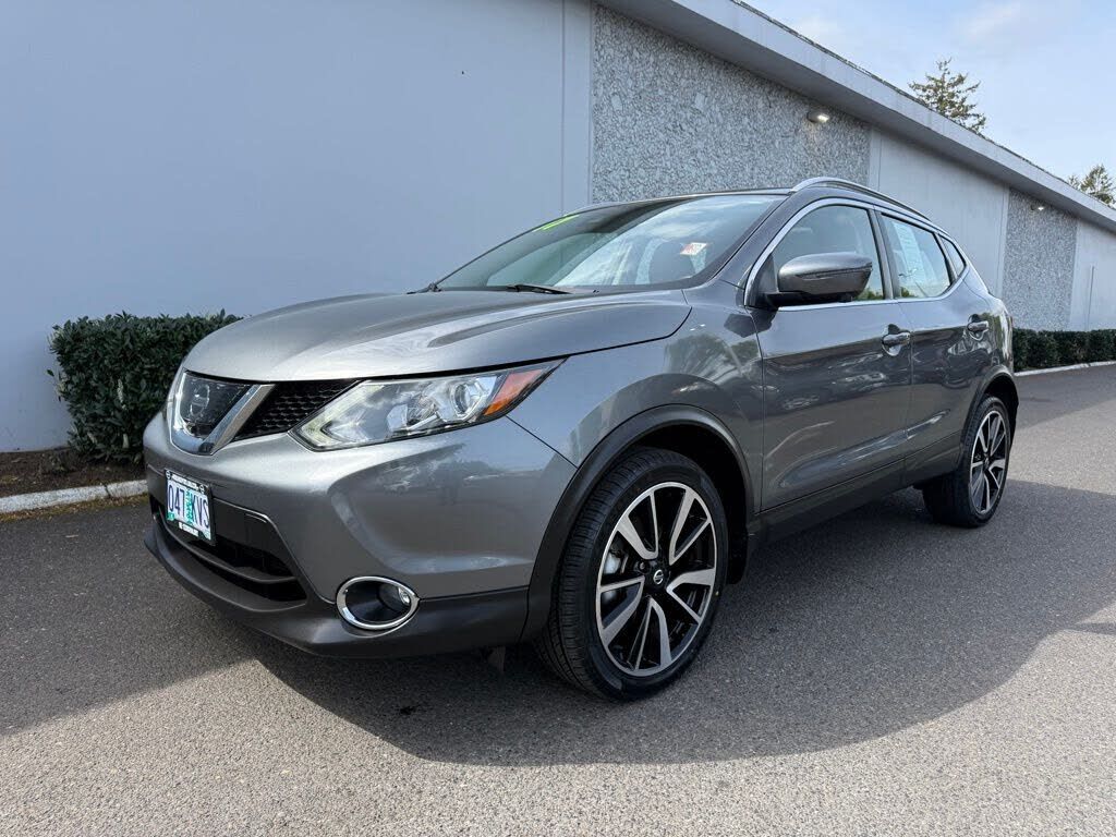 2017 NISSAN Rogue
