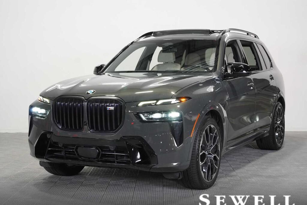 2023 BMW X7