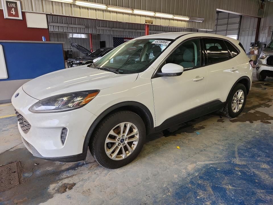 2021 FORD Escape