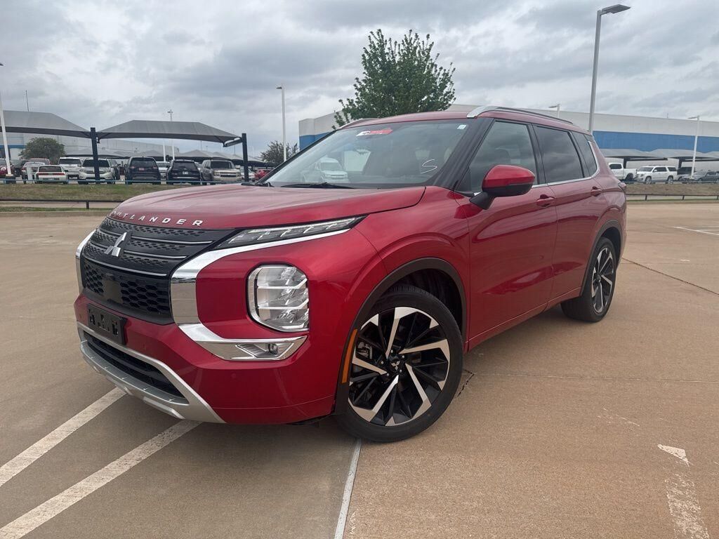 2024 MITSUBISHI Outlander