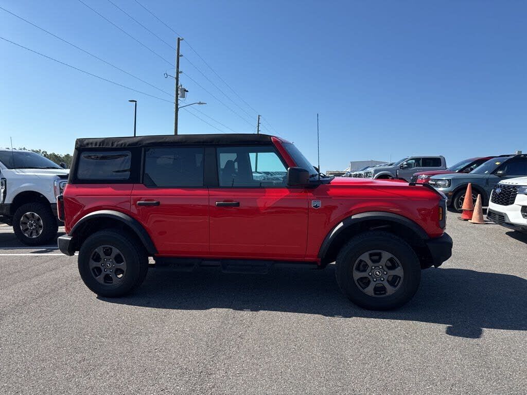 2023 FORD Bronco